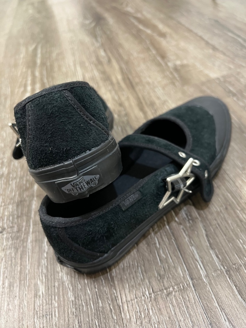 Vans Mary Jane Starz sneakers with star buckle detail - Picture 5 of 8